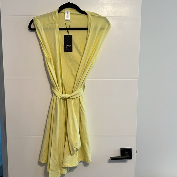 NWT smash & Tess coverup - Picture 2 of 4